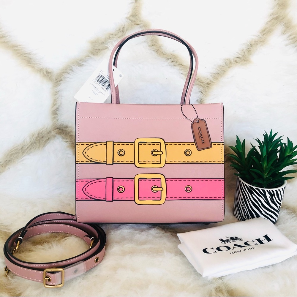 Authentic Coach Cashin C9814 Carry 22 With Trompe L'oeil Print